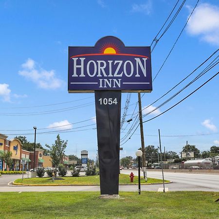 Horizon Inn Авенел Экстерьер фото